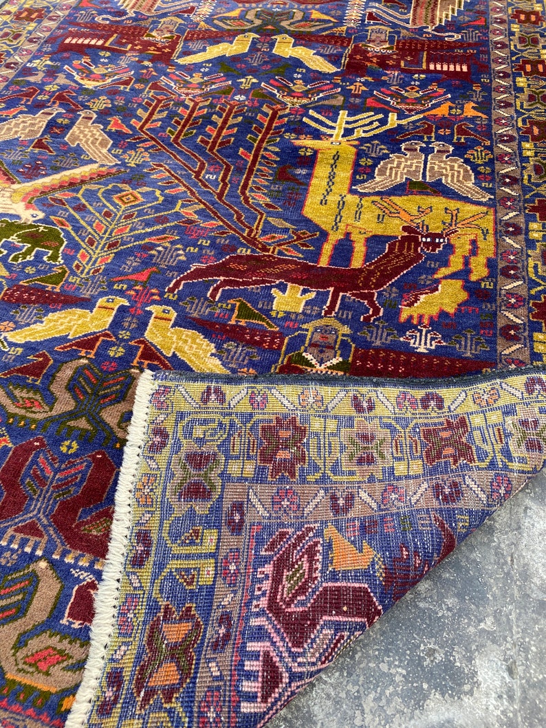 Collectors Piece Antique Low Piles, Animal Hunting Art Pictorial Rug