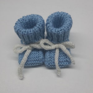 Handmade Merino Wool Baby Socks 0–12 Months – Knitted Infant Booties with Ties