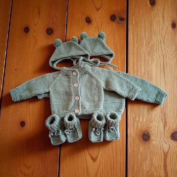 Hand Knitted Merino Wool Baby Set: Jacket, Hat & Booties - Newborn Gift
