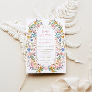 Sjabloon uitnodiging tuinbloem babyshower - afdrukbare zomeruitnodigingskaart weide bloemen, roze, geel en blauw lentefeest, gpt8