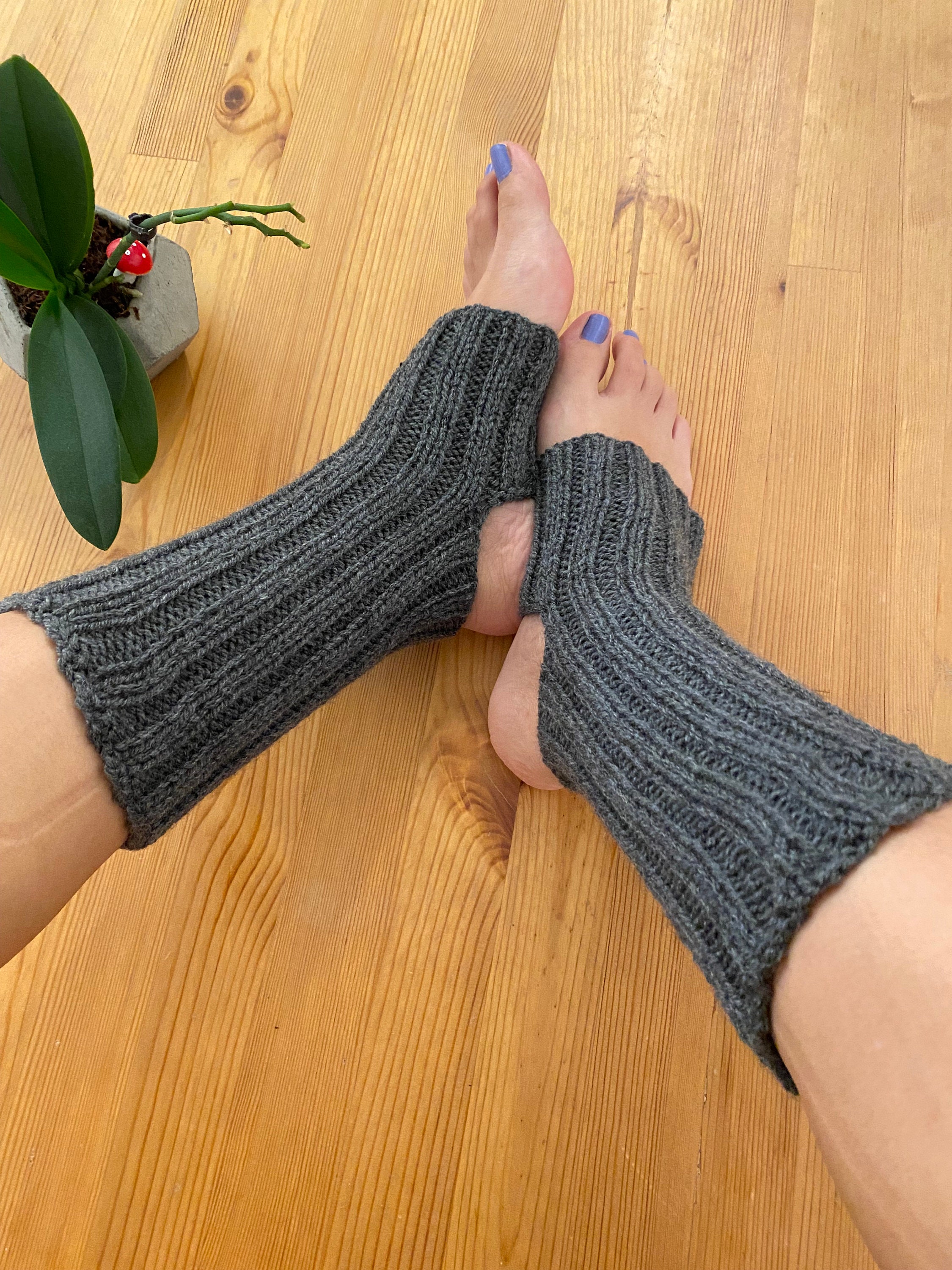 Black Yoga Socks, Yoga Leg Warmers, Knit Socks, Toeless Socks, Dance Socks,  Knee High Socks, Yoga Gift, Black Socks, Pilates Socks, Gift 