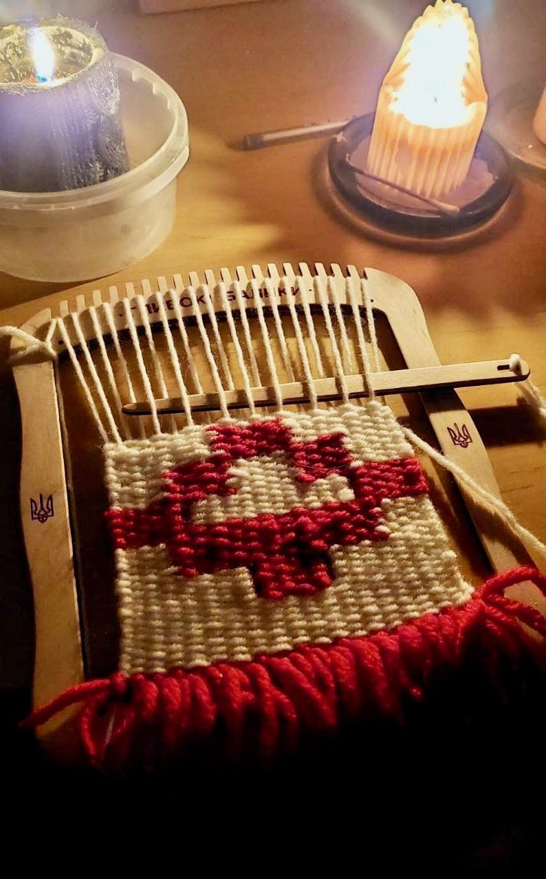 Personalized Square Weaving Loom Kit: Beginner Tapestry Weaving, Plywood Frame image 1