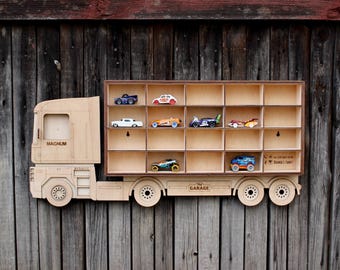 Renault Magnum Truck Shelf: Hot Wheels Car Display