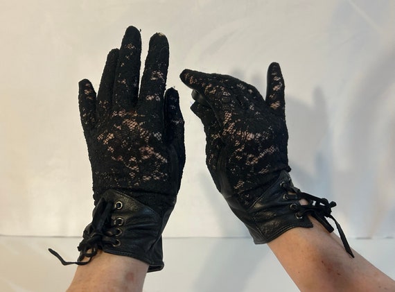 Vintage Goth Leather and Lace Black Lace-up Glove… - image 2