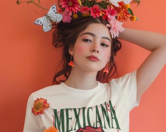 メキシカーナ ローズ Tシャツ、美しいラティーナ シャツ、エルモサ メキシカーナ Tシャツ、デ ラ ローザ ラティーナ ボニータ、ヒスパニック ヘリテージ マンス Tシャツ