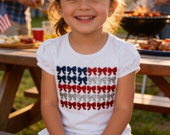 Camiseta infantil com a bandeira do 4 de julho, camiseta personalizada bordada para o 4 de julho, camiseta infantil personalizada, camiseta do Dia da Independência, camiseta infantil com monograma