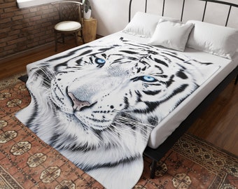 White Tiger Plush Fleece Blanket Cozy Animal Print Throw Blanket Soft Wildlife Home Decor Unique Gift for Animal Lovers