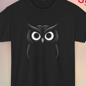 Unique Owl T-Shirt, Stylish Owl Design Tee, Cool Graphic Tee, Unisex Owl Shirt, Fashionable Owl Print T-Shirt