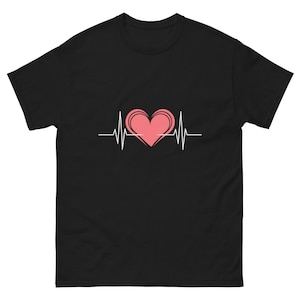 Cute Heartbeat Design T-Shirt, Unique Heart Shape Tee, Valentine&#39;s Day Gift Top, Stylish Casual Wear, Trendy Graphic Shirt for Women and Men