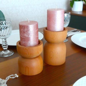 Wood Candle Holders Set of 2 – Rustic Wooden Pillar Candle Stands – Minimalist & Scandinavian Home Decor – Candle Holders for Cozy Ambience