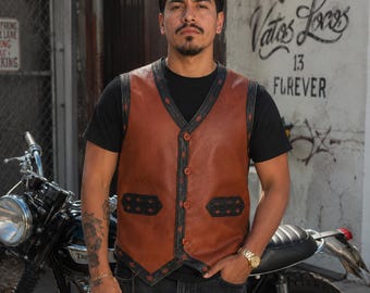 Gilet in pelle marrone di James Remar nei panni dell'Ajax ne "I guerrieri della notte", gilet da motociclista da uomo in vera pelle, replica del costume da cosplay del film.