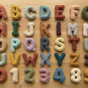 Paquete de patrones de alfabeto y números de ganchillo (PDF), letras amigurumi, juguete educativo