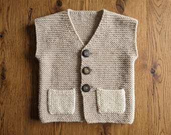 Eenvoudig breipatroon babyvestje met ribbelsteek (pasgeborene-18 maanden) (pdf-download)