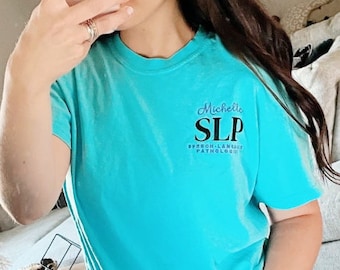 Camiseta personalizada de terapia del habla para la camisa SLP color cómodo para la idea de regalo de la camisa del terapeuta del habla para el regalo del profesor del habla bordado SLP