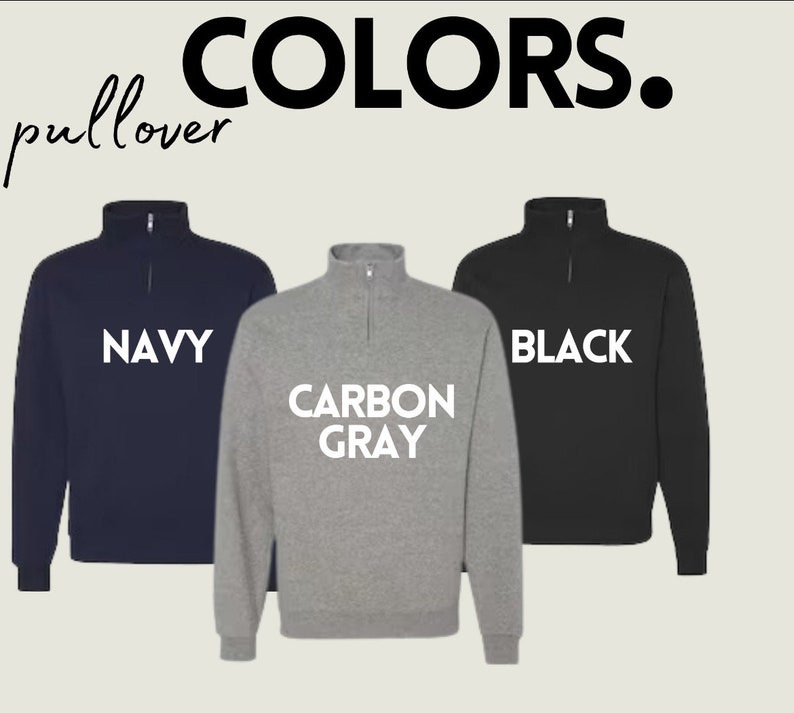 Puede incluir: Tres sudaderas con cuello alto en azul marino, gris carb&oacute;n y negro. Las sudaderas tienen un cuello alto y una cremallera. El texto "NAVY", "CARBON GRAY" y "BLACK" est&aacute; impreso en blanco en las sudaderas.