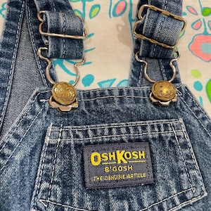 Vintage OSHKOSH B&#39;gosh  // Vestbak Short overalls // 24 months