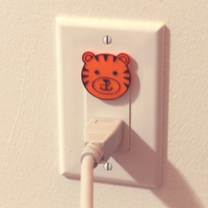 Cute Animal Tiger Power Outlet Safety Cover For Canada/US/Japan/Mexico Orange