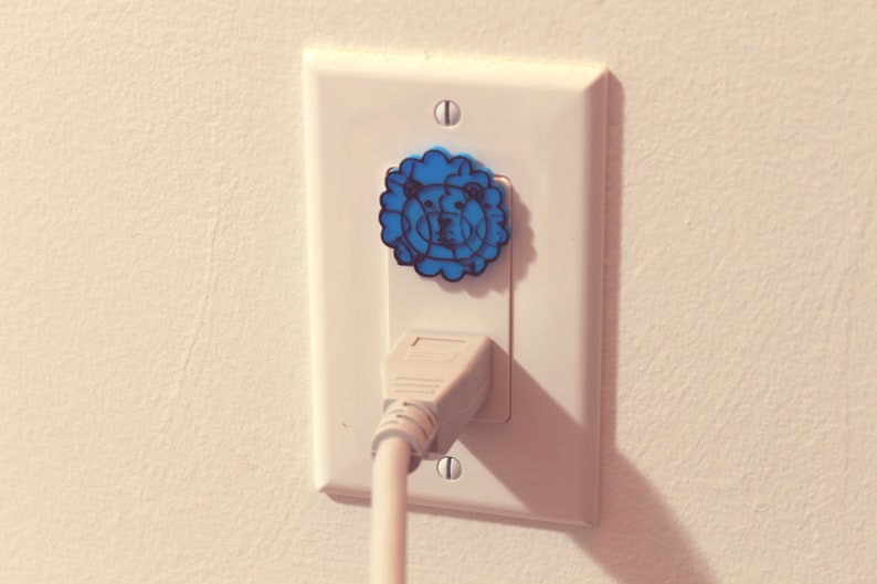 Cute Animal Lion Power Outlet Safety Cover For Canada/US/Japan/Mexico Blue