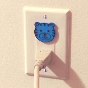 Cute Animal Tiger Power Outlet Safety Cover For Canada/US/Japan/Mexico Blue