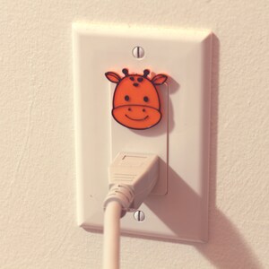 Cute Animal Giraffe Power Outlet Safety Cover For Canada/US/Japan/Mexico image 4