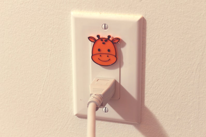 Cute Animal Giraffe Power Outlet Safety Cover For Canada/US/Japan/Mexico image 4