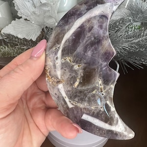 Amethyst Crystal Moon Carving