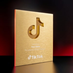 Customized TikTok Gold Aluminum Award Plaque Cnc Engraved Personalized Social Media Achievement Play Button Bespoke Milestone Trophy