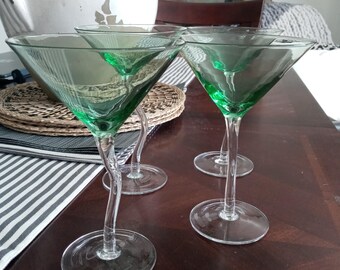 Martini Emeral Green Glasses Retro Flair Wavy Stem