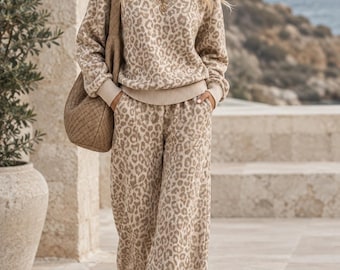 TRENDY FALL SET: Oversized Drop-Shoulder Sweater Top & Wide-Leg Lounge Pants