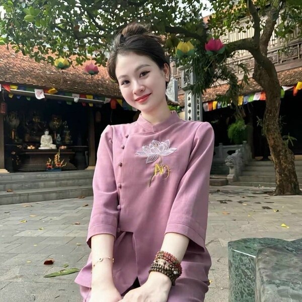 Do lam di chua, do bo phat tu/pink linen pajamas set Vietnamese included pant for temple/ phap phục with lotus embroidery design