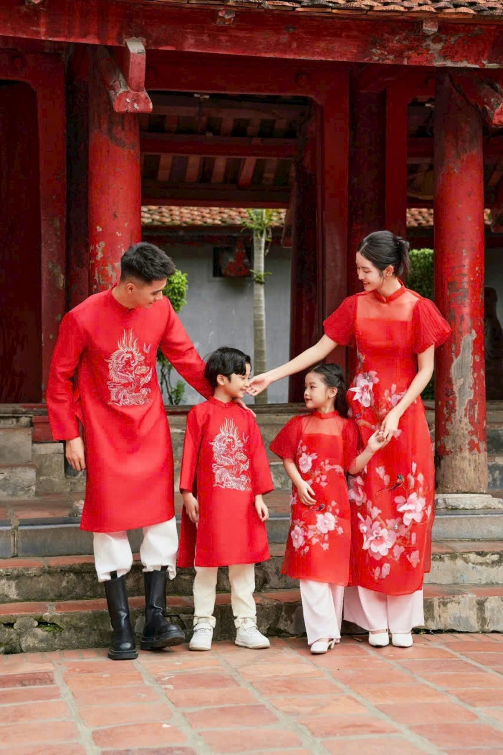 green emerald velvet dress Chinese Lunar New Year Clothing Xiranchunshao禧染春梢 Women's Traditional – Li  Hanfu main image 0