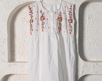 Women Pure cotton Victorian style nightdress feminine white sleeveless nightgown sleepwear nightie, Lounge wear dress
