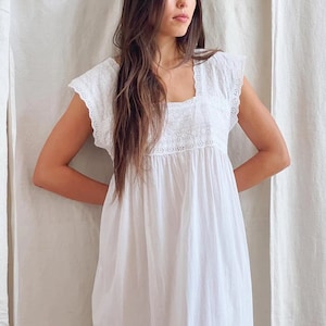 Feminine white 100% pure cotton nightgown women Victorian style sleepwear nightdress boho sleeveless nightie