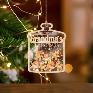 Perfect Batch Personalized Laser Cut Christmas Ornament, Grandma Mom Family Christmas Ornament, 4D Cookie Ornament Gift for Christmas