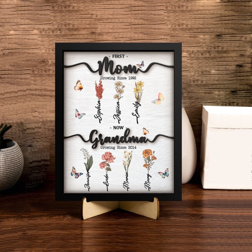 Personalized Flower Birth Month Garden Wooden Sign Frame, Mama's Garden Sign, Grandma Valentine Sign, Gift for Mom, Gift for Grandma