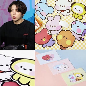 BT21 nel tappetino per mouse blu scuro con poggiapolsi, stampato negli  Stati Uniti -  Italia