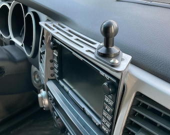 2003-2009 Toyota 4runner Dash Accessory Mount for Phones Ham