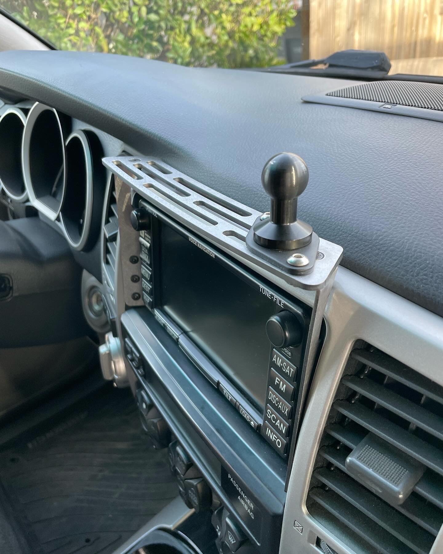 0309 Toyota 4runner Dash Accessory Mount 4th Gen for Phones Ham Radios Tablets Molle