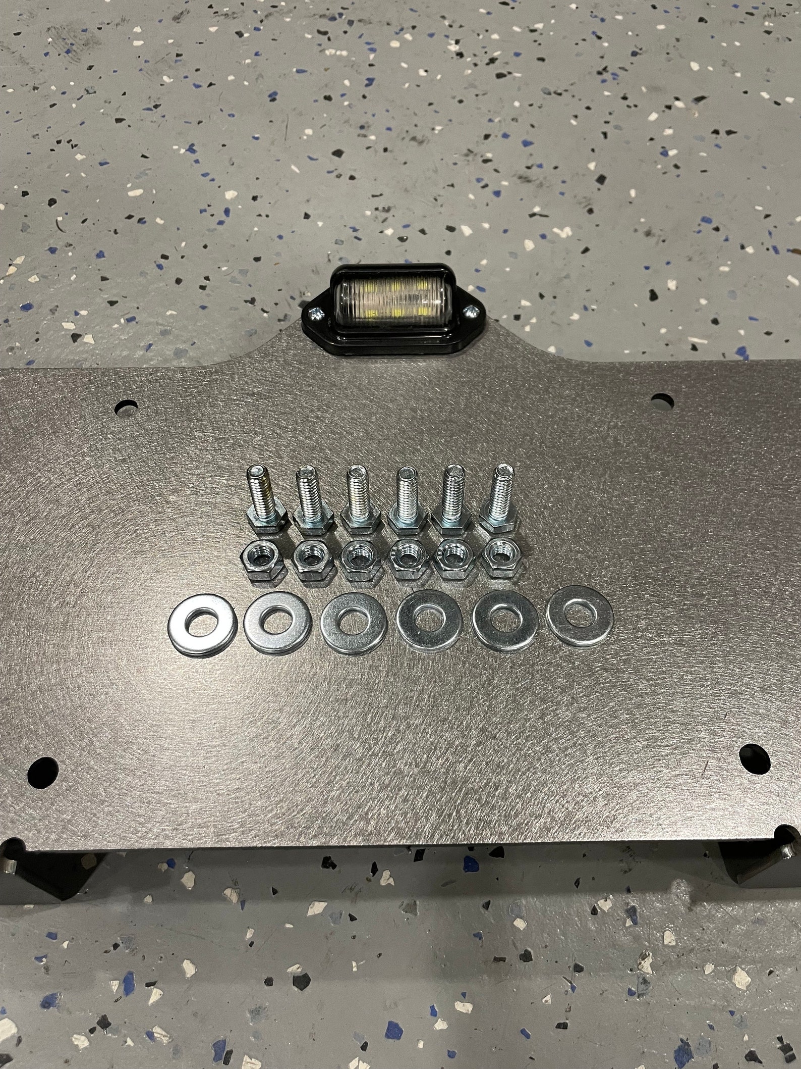 Bottom & Top Mount License Plate Holder Trailer Flatbed RV Bracket Bolt ...