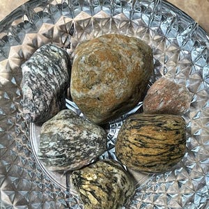 Natural Ohio Rocks For Decorating- Neat Mixed Color Striped Granite Stones