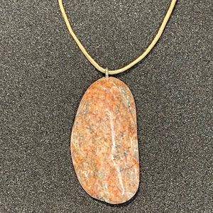 Pretty Handmade Pink and Black Striped Oval Granite Quartz Pendant Necklace