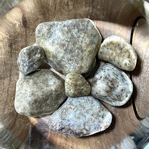Natural Ohio Rocks For Decorating- Smoky Gray Quartz Mix Aquarium Terrarium