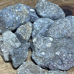 Decoratieve natuursteen voor tanks - Kiezelconglomeraties Visaquarium