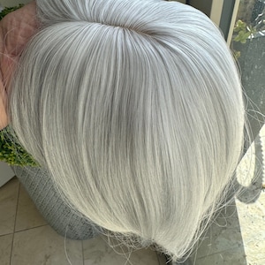 ティルスタイル ホワイト シルバーハイライト ヘアトッパー 女性用 リアルパーツ / クリップイン ヘアトッパー