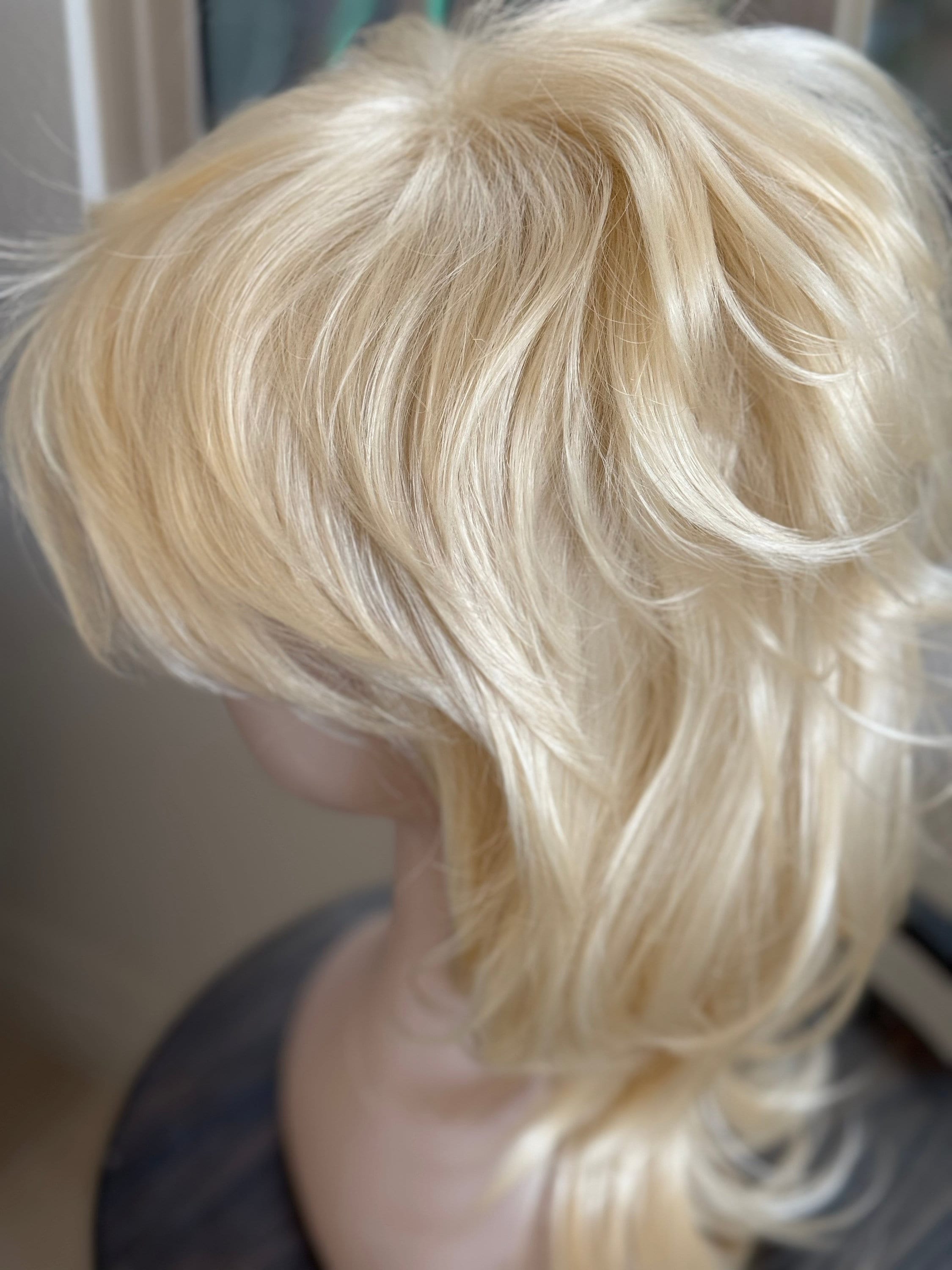 Tillstyle Shaggy Layered Wig With Bangs Bleach Blonde #613