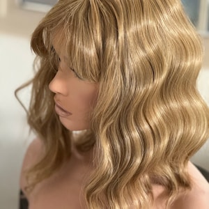 女性用ティルスタイルの銅ブロンドヘアトップ / バタフライバング、ルーズボディウェーブ