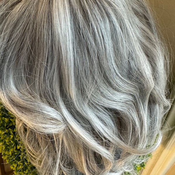 Tillstyle light grey silver wig with curtain bangs for women layered grey wig with pale white ends premium synthetic fibre