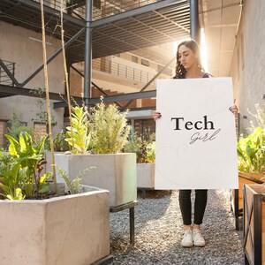 Minimalist Tech Girl Digital Poster: She Can Code, Female Programmer Wall Art for Computer Science Students, Office Print for Techie Women
