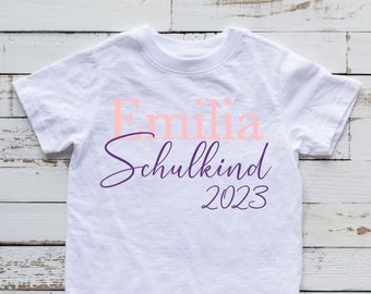 Kids Organic T-Shirt | Schulkind personalisierter Name und Einschulungsjahr| Einschulung Erstklässlerinnen