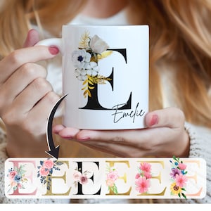 Taza con letra y flores, Taza personalizada con nombre deseado, Taza con dicho, Taza con letra deseada